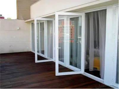 Fábrica de Portas de Alumínio